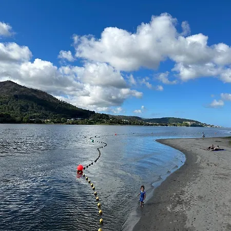 Shakti Rio Mino Eiras, O Rosal Eiras