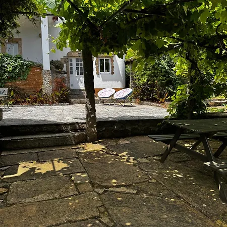 Shakti Rio Mino Eiras, O Rosal * Eiras