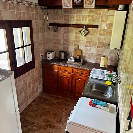 Shakti Rio Mino Eiras, O Rosal Dom wakacyjny