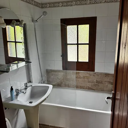 Shakti Rio Mino Eiras, O Rosal Dom wakacyjny *